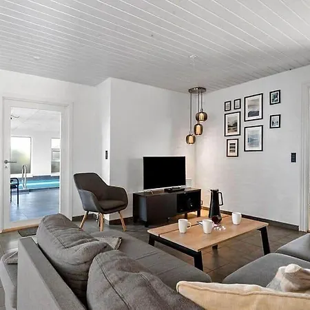 Semesterbostad Bl1192-blokhus-holstvej-7 *